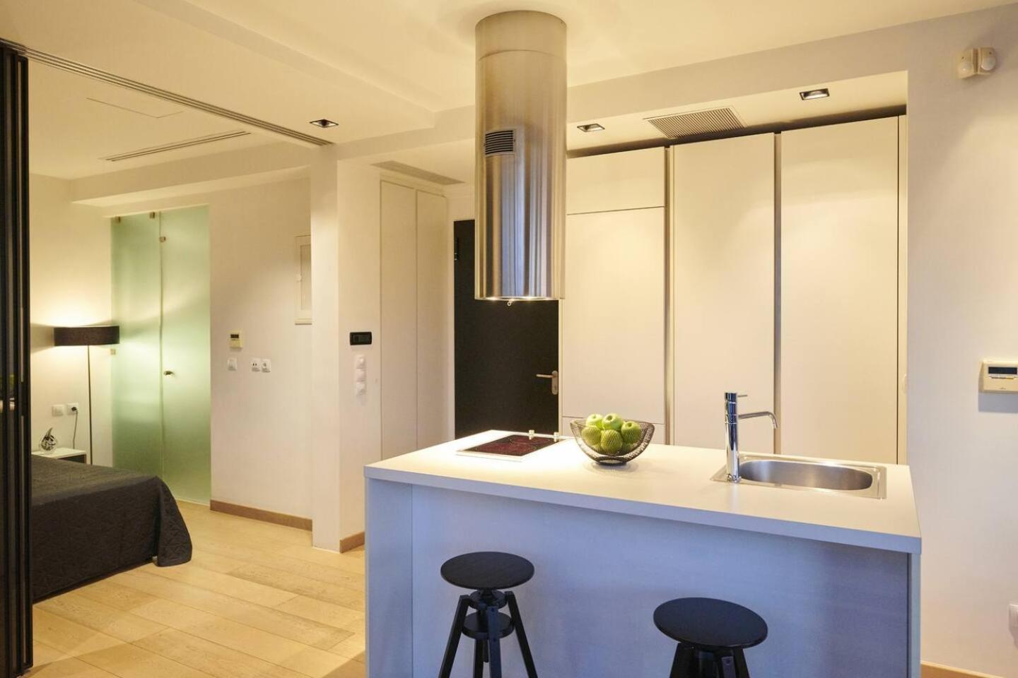 Ma Maison Nο 4, Downtown Loft , Short Walk To Acropolis, Ultra High Speed Internet 500 Mbps, Parking Upon Request, 1' From Metro Station Атина Екстериор снимка