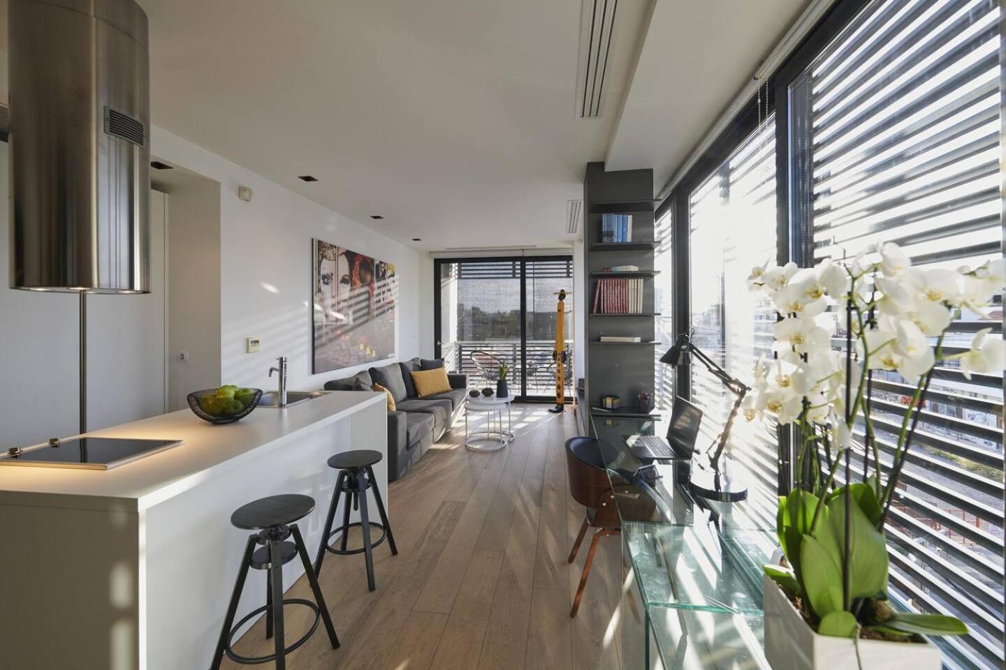 Ma Maison Nο 4, Downtown Loft , Short Walk To Acropolis, Ultra High Speed Internet 500 Mbps, Parking Upon Request, 1' From Metro Station Атина Екстериор снимка