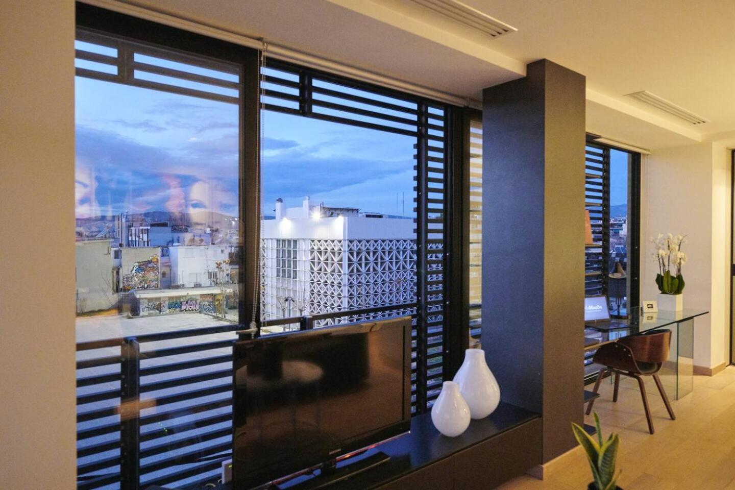 Ma Maison Nο 4, Downtown Loft , Short Walk To Acropolis, Ultra High Speed Internet 500 Mbps, Parking Upon Request, 1' From Metro Station Атина Екстериор снимка