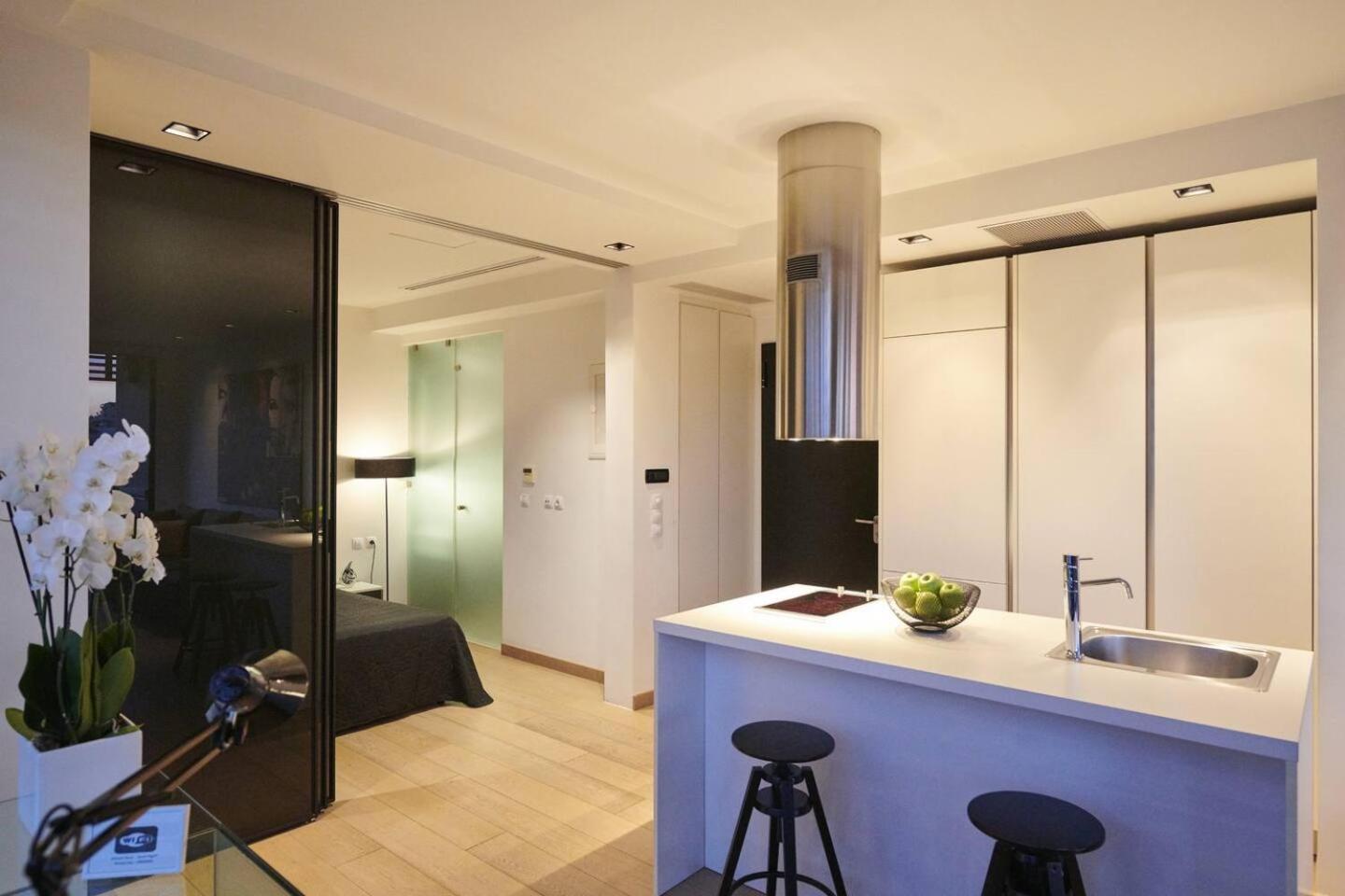 Ma Maison Nο 4, Downtown Loft , Short Walk To Acropolis, Ultra High Speed Internet 500 Mbps, Parking Upon Request, 1' From Metro Station Атина Екстериор снимка